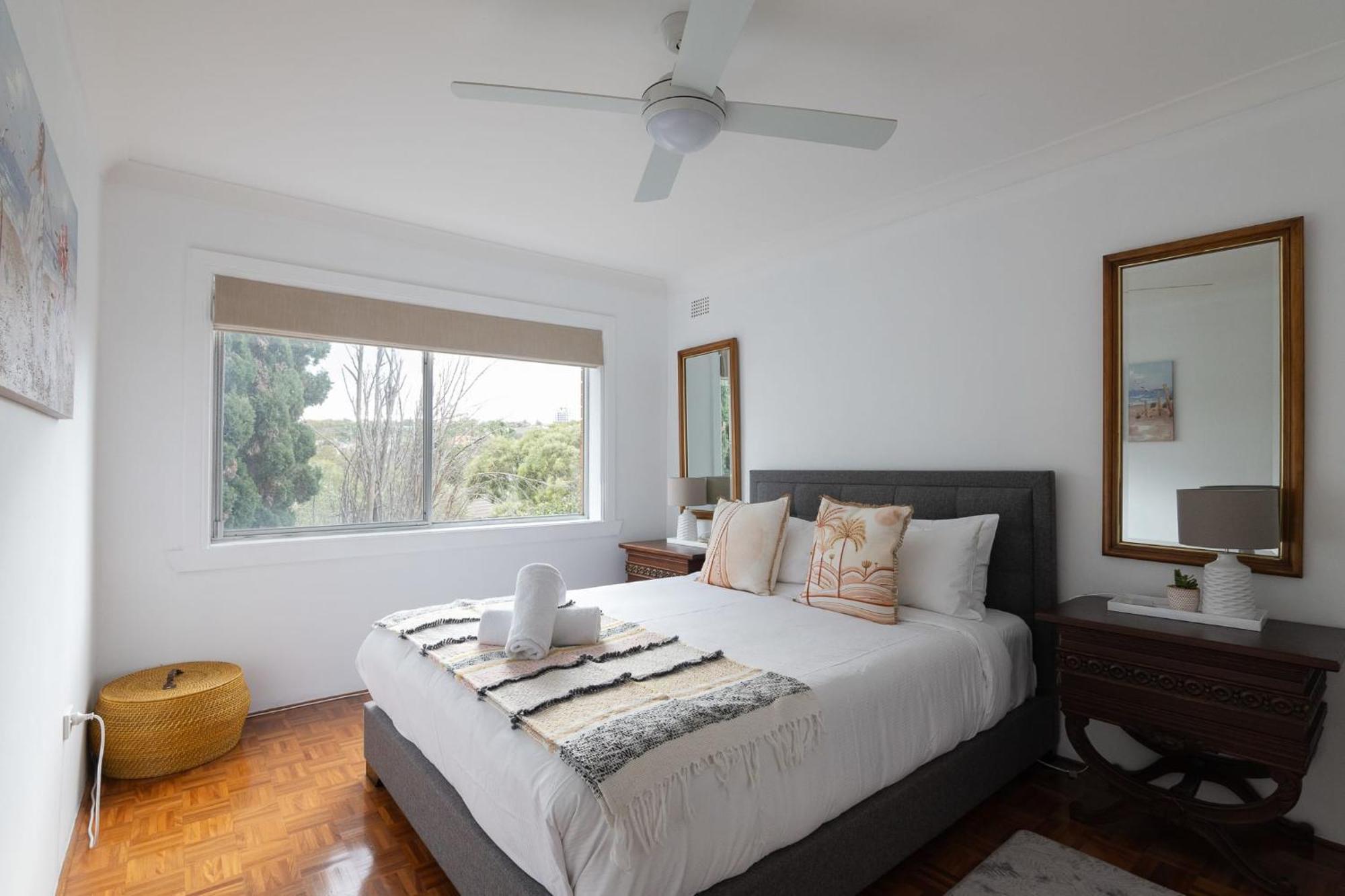 Beachside Clovelly Living W Parking 50m To * Sydney